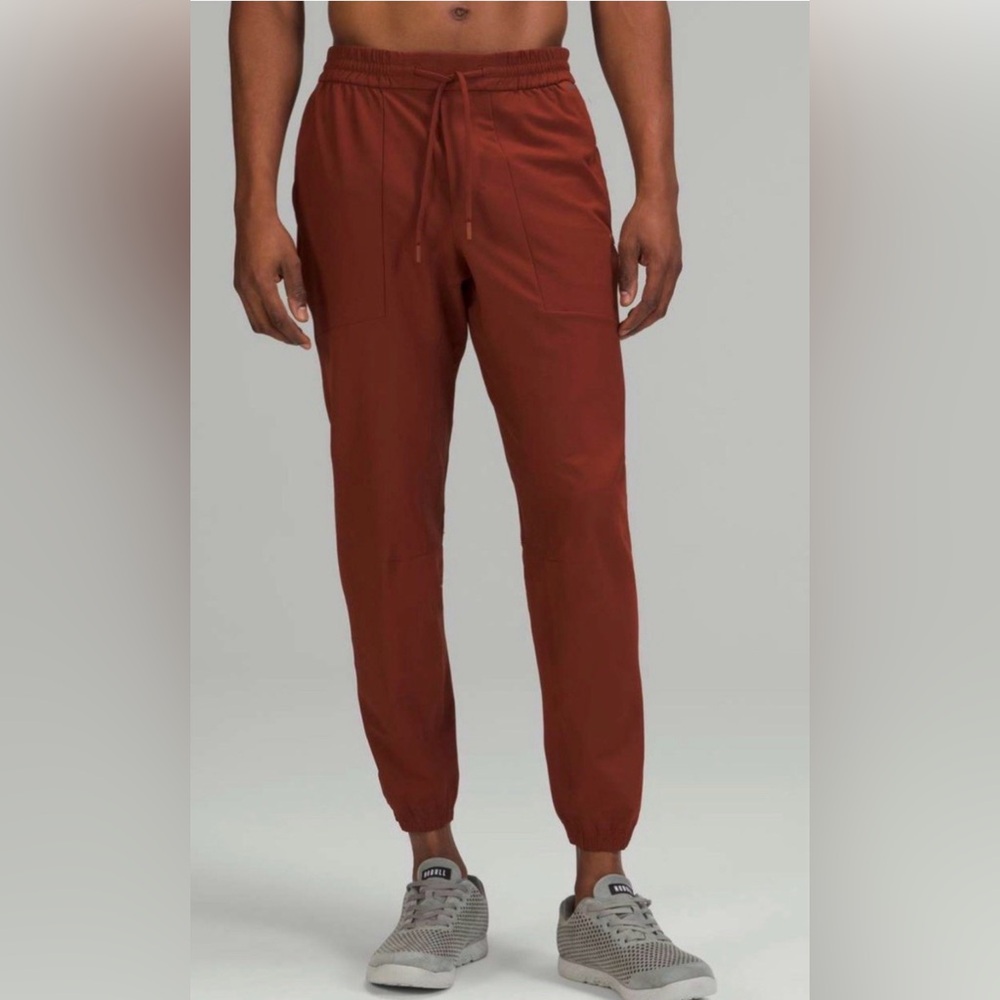 Lululemon Men’s License To Train Jogger